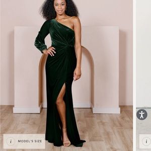 Revelry Emerald Green Dress